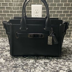 Coach Black 27 Swagger